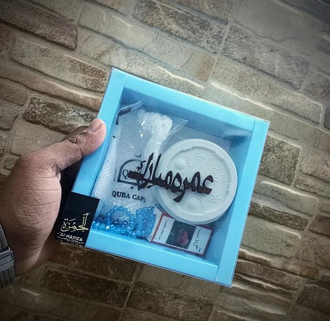 ELEGANT UMRAH GIVEAWAY PACKS/ tasbeeh cap attar dates set