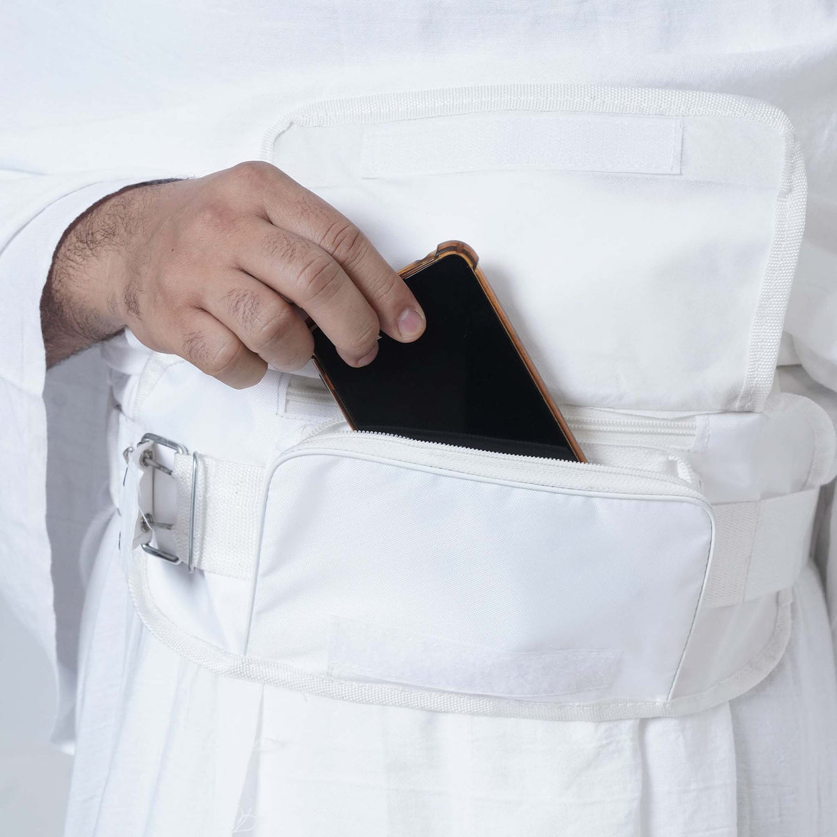 Umrah Ahram Belt with Steel Buckle – Adjustable Free Size